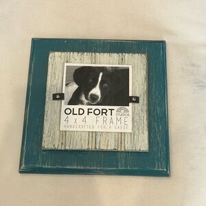 Teal and White 4x4 Frame